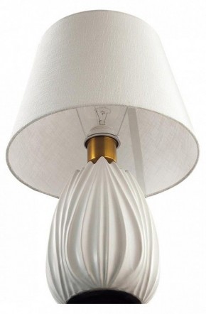 Настольная лампа декоративная Lumion Sona 8121/1T в Ханты-Мансийске - hanty-mansiysk.ok-mebel.com | фото 3