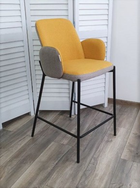 Полубарный стул NYX (H=65cm) VF106 желтый / VF120 серый М-City в Ханты-Мансийске - hanty-mansiysk.ok-mebel.com | фото 3